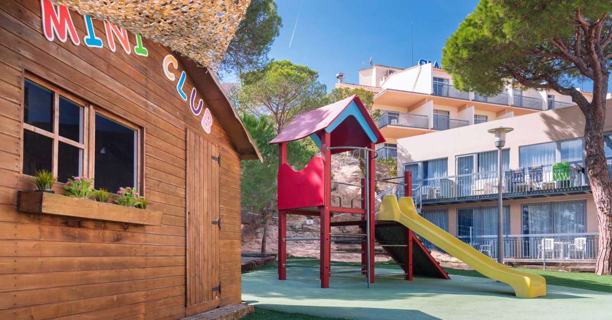 Een foto van de faciliteiten bij Hotel GHT S'Agaro Mar