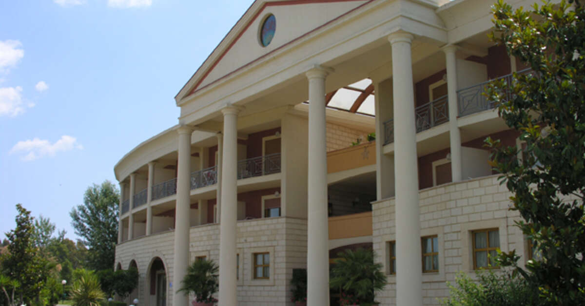Een foto van de buitenkant van Akiris Resort
