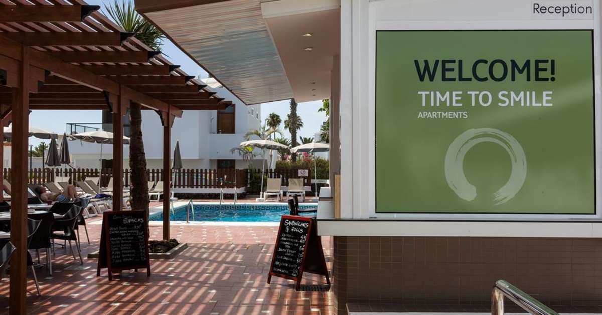 Een foto van het zwembad bij Coral Dreams Costa Adeje