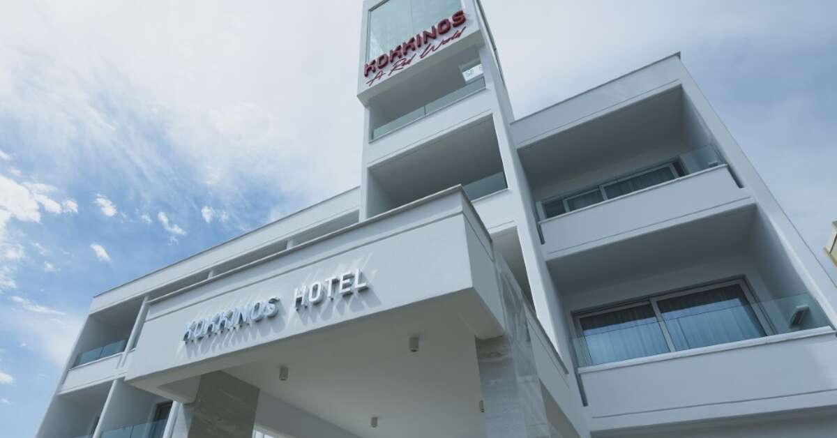 Een foto van de buitenkant van Kokkinos Boutique Hotel