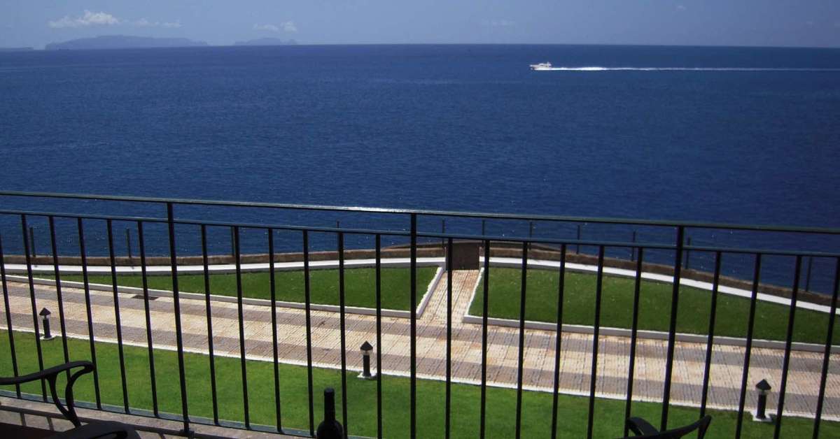 Een foto van de buitenkant van Albatroz Beach & Yacht Club