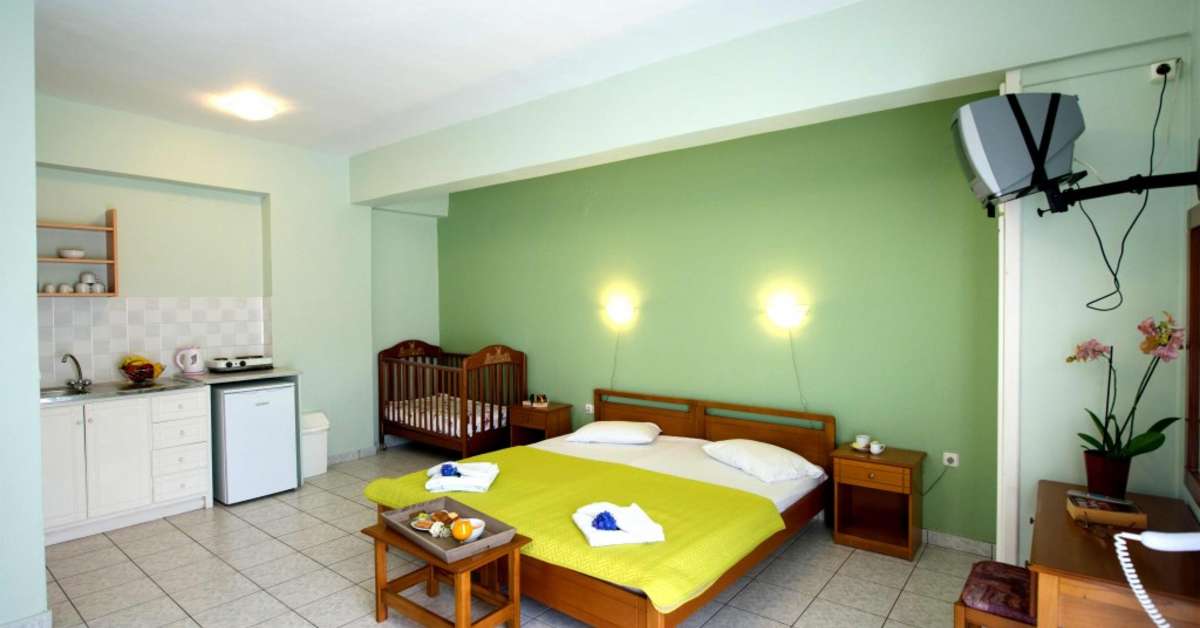 Een foto van Christina Studios