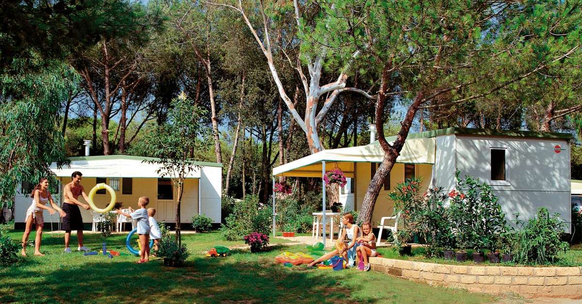 Een foto van de buitenkant van Camping Villaggio Baia Domizia