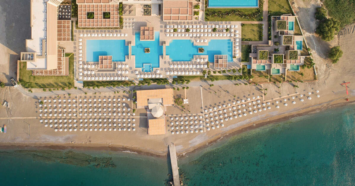 Een foto van het zwembad bij Amada Colossos Resort