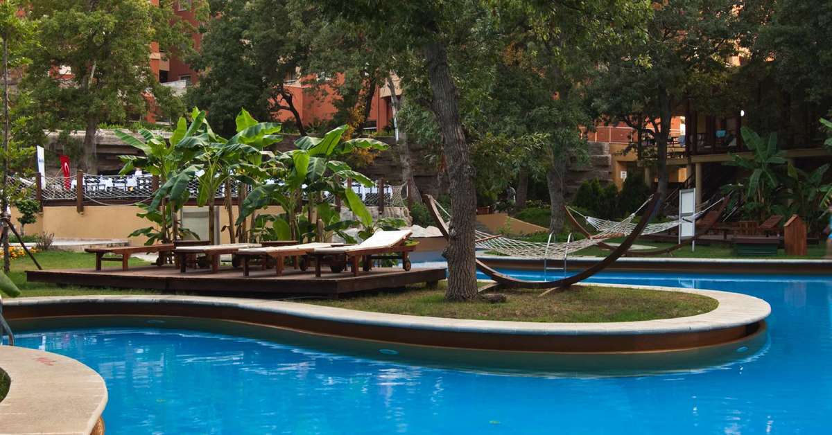 Een foto van het zwembad bij Sueno Hotels Beach Side