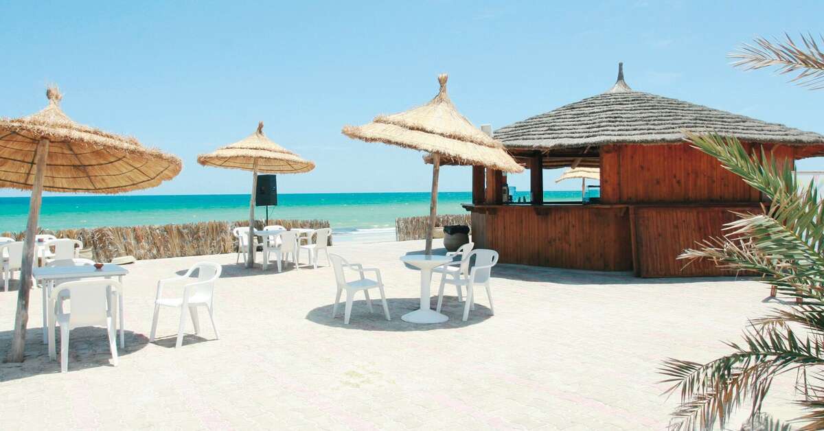 Ein Foto von der Außenansicht des Al Jazira Beach & Spa