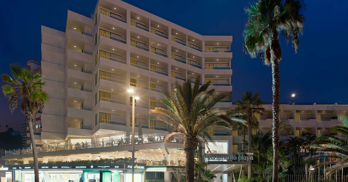Een foto van de buitenkant van H10 Tenerife Playa