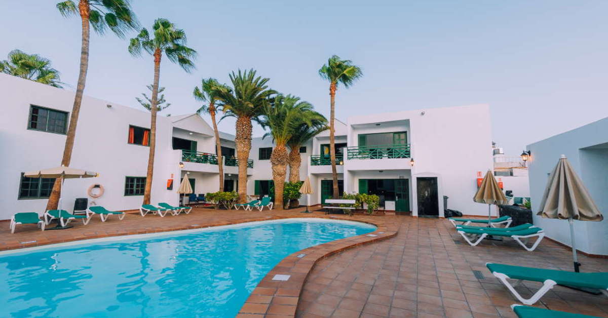 Een foto van het zwembad bij Rocas Blancas Appartementen