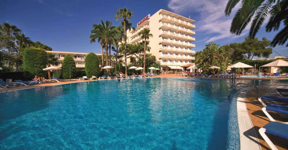 Een foto van het zwembad bij Hotel Oleander