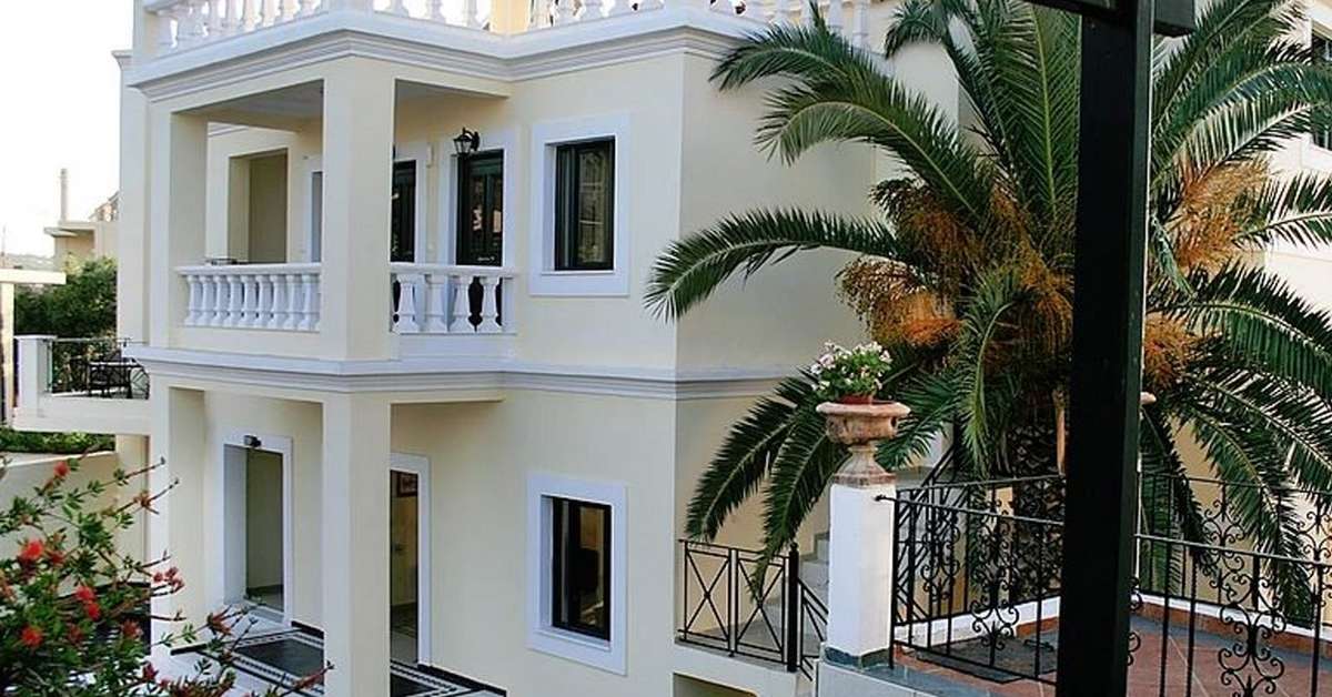 Een foto van de buitenkant van Antilia Appartementen