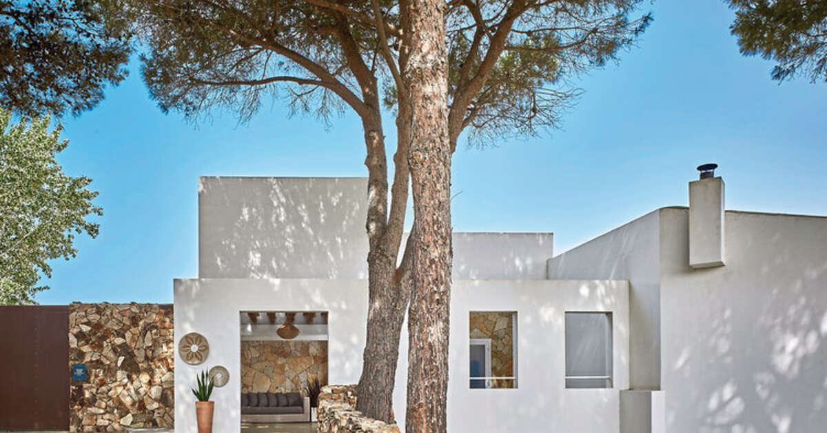 Een foto van Baia di Chia Resort Sardinia Curio Collection by Hilton