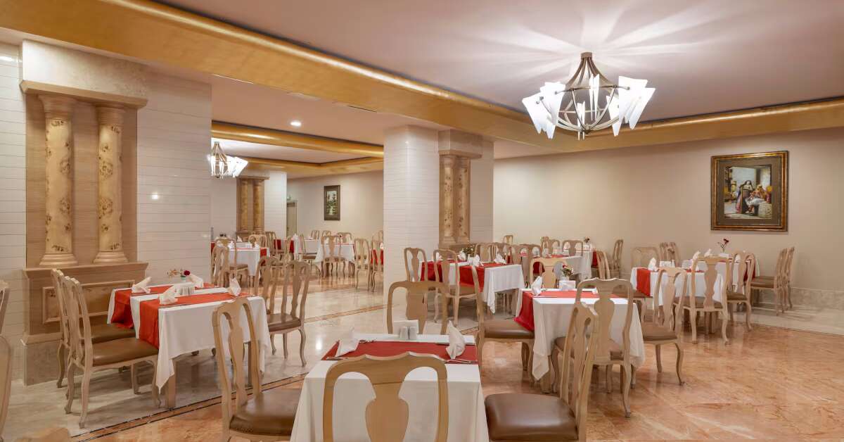 Een foto van Royal Dragon Hotel
