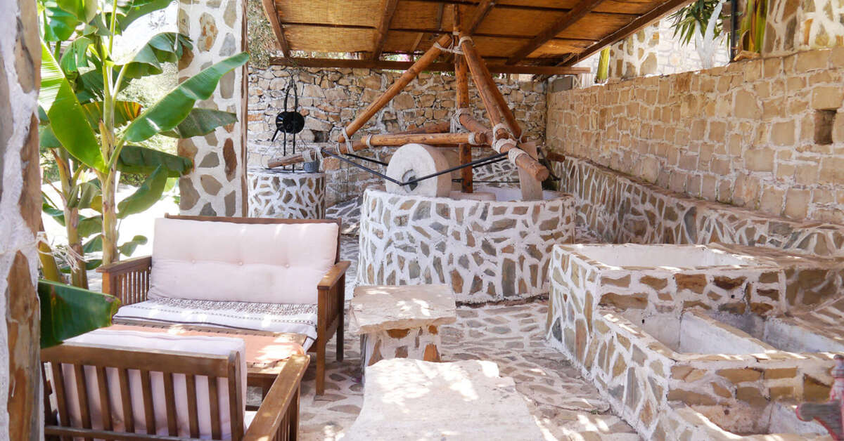 Ein Foto von der Terrasse im Stone Village Petrino Horio