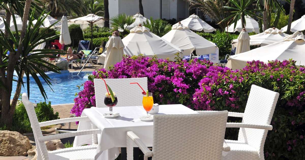 Ein Foto von der Terrasse im Hipotels Hipocampo Playa