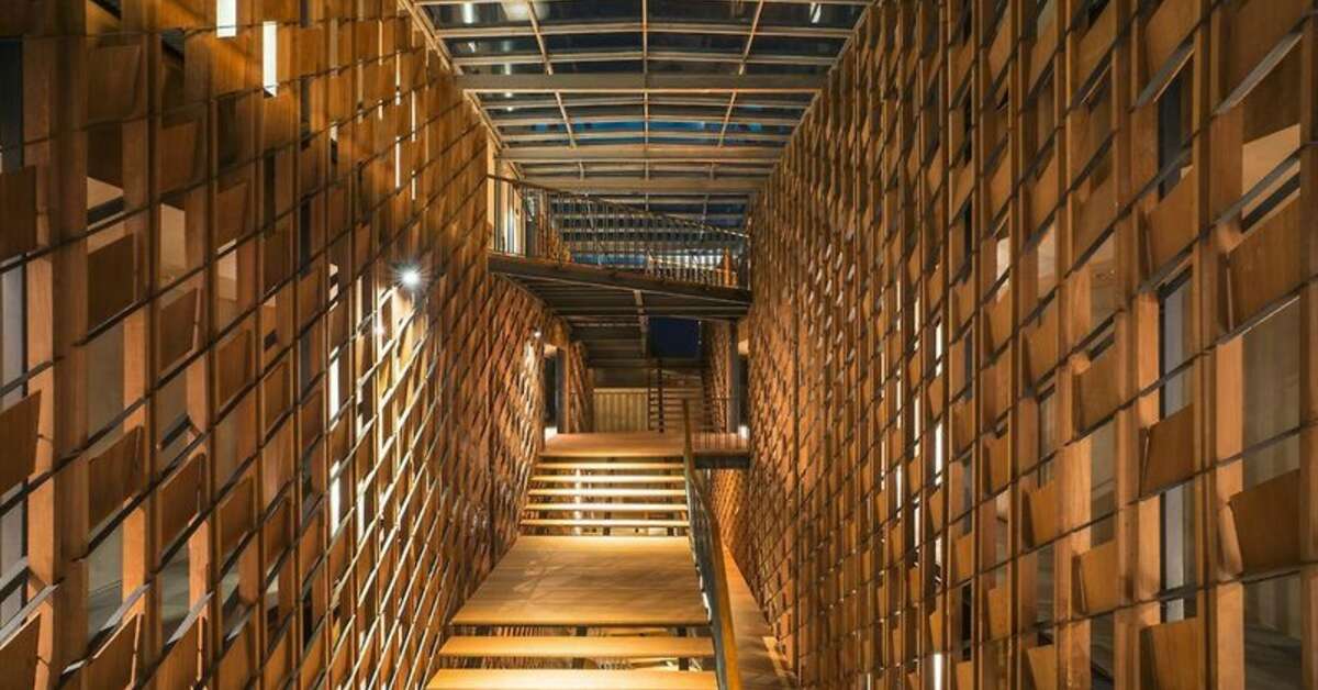 Een foto van het interieur van Artotel Sanur