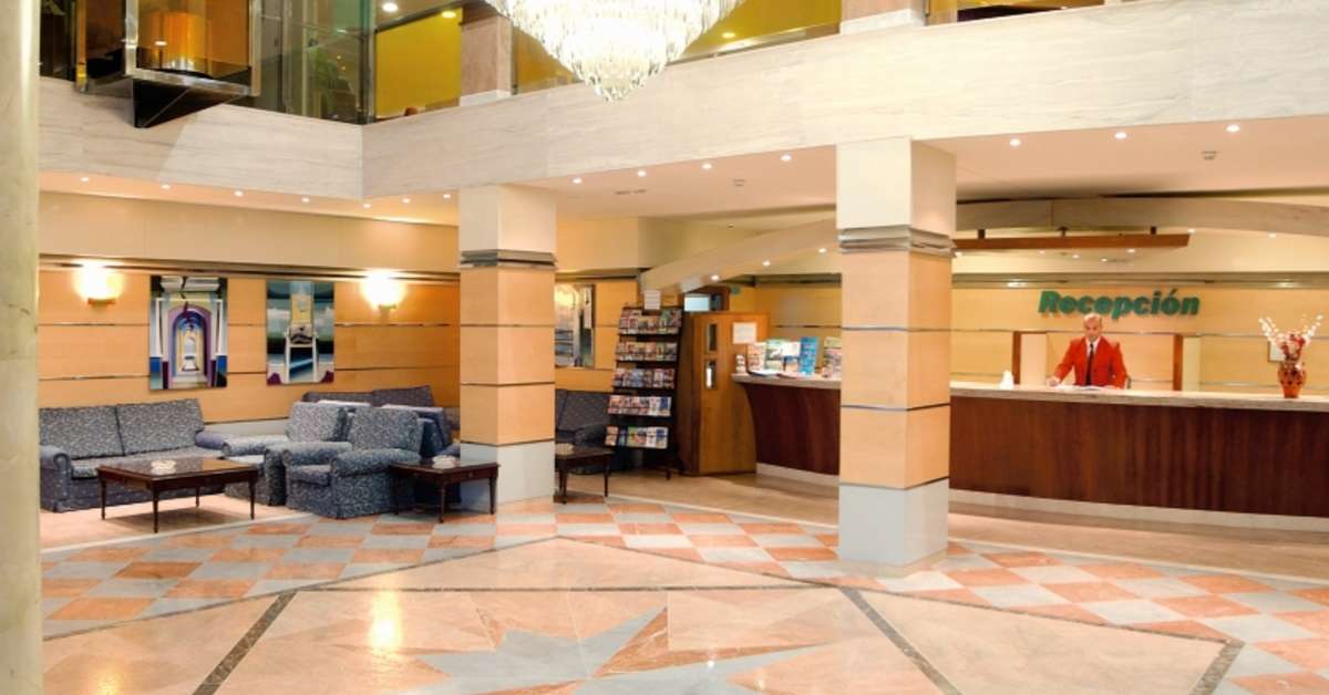 Een foto van het interieur van Gran Hotel Costa del Sol