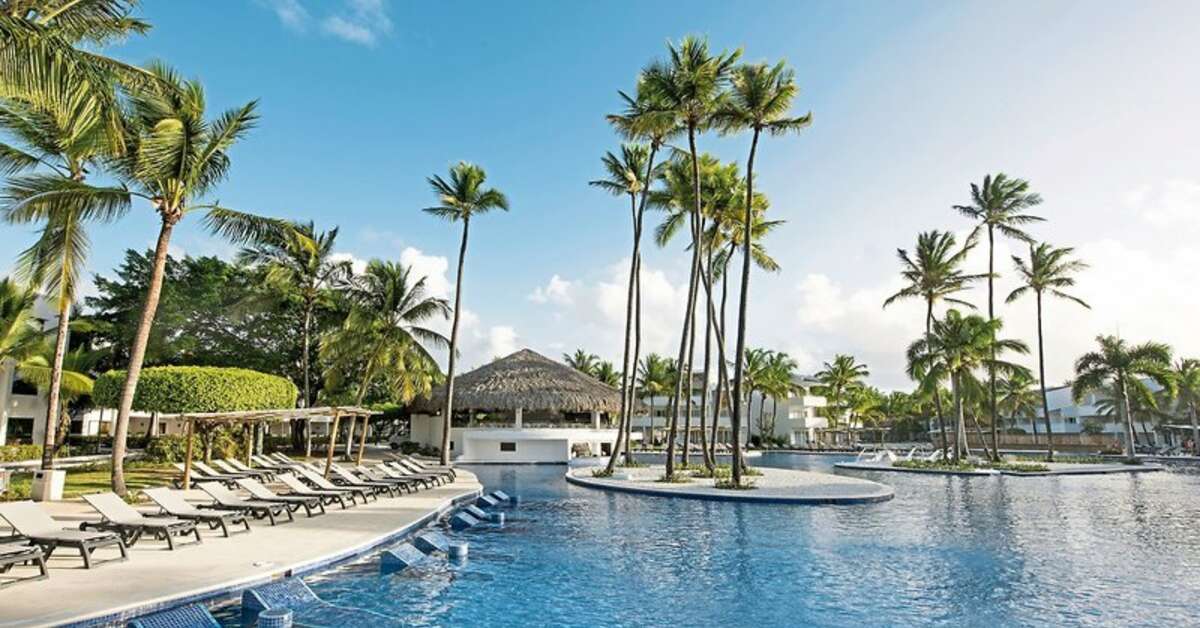 Ein Foto vom Pool im Occidental Grand Punta Cana Resort