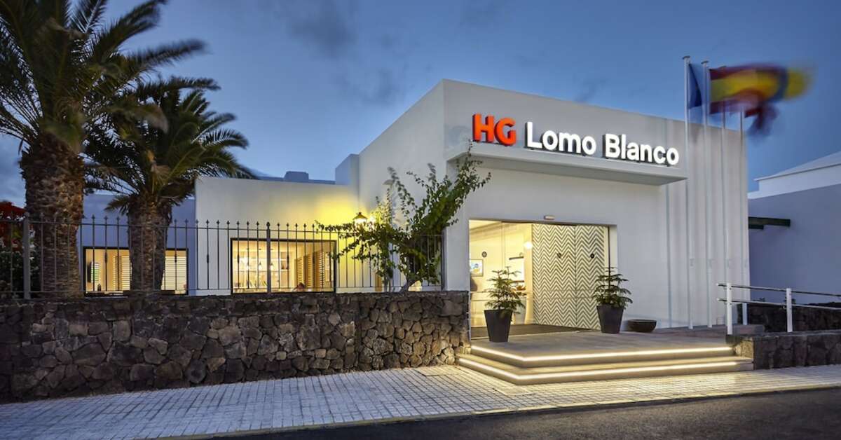 Een foto van de buitenkant van HG Lomo Blanco