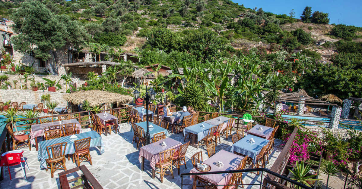 Ein Foto von der Terrasse im Stone Village Petrino Horio