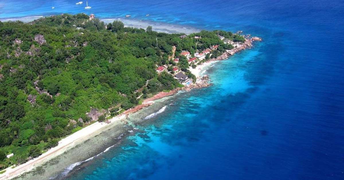 Ein Foto von der Außenansicht des Patatran Village Hotel