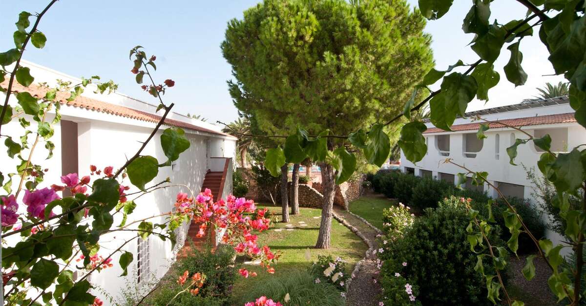 Een foto van de buitenkant van Ostuni Rosa Marina Resort