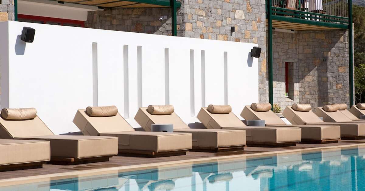 Een foto van het zwembad bij Kalypso Hotel