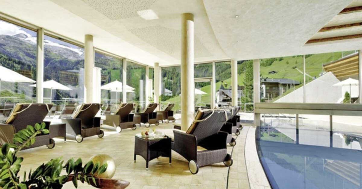 Een foto van het interieur van Berghof Crystal Spa & Sports