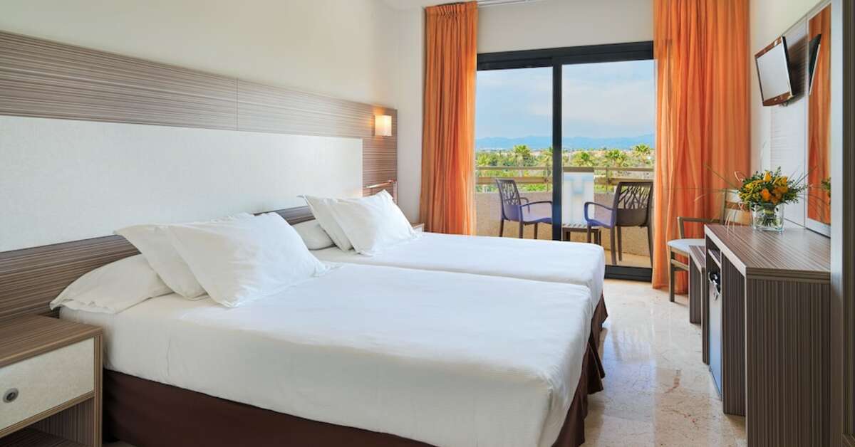 Een foto van H10 Cambrils Playa