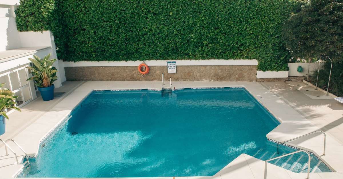 Een foto van het zwembad bij Hotel Alay