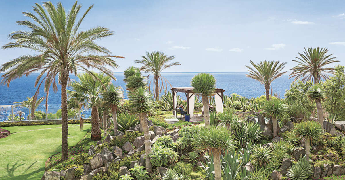 Ein Foto von der Terrasse im Pestana Grand Premium Ocean Resort
