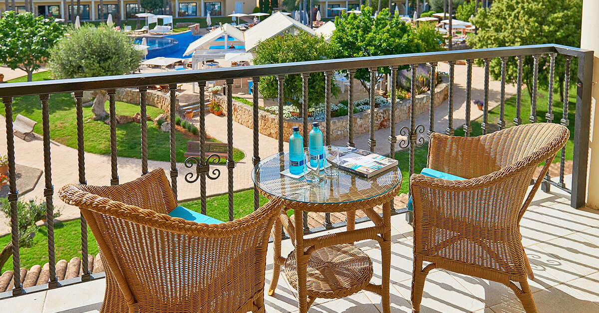 Een foto van het terras bij CM Mallorca Palace