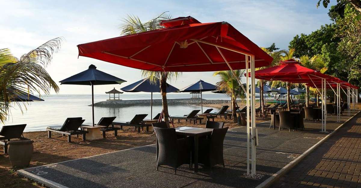 Een foto van het terras bij Vila Shanti Beach Hotel