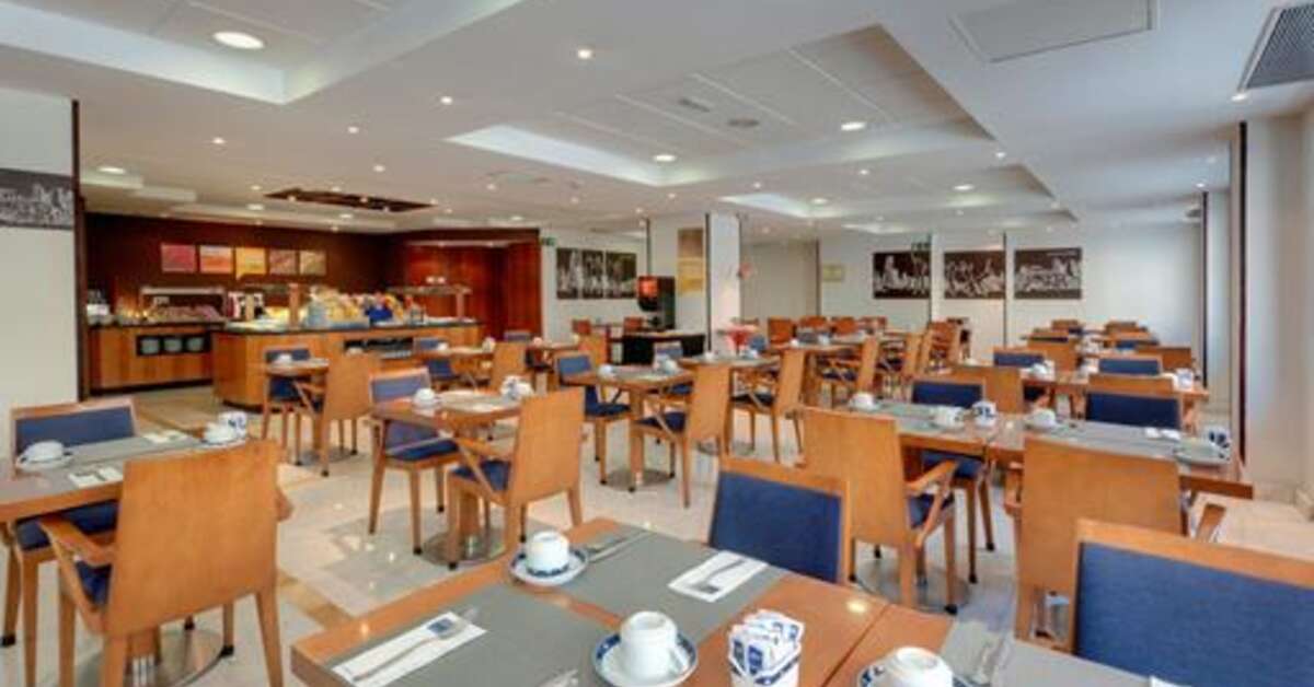 Een foto van de faciliteiten bij Hotel Madrid Centro Affiliated by Melia