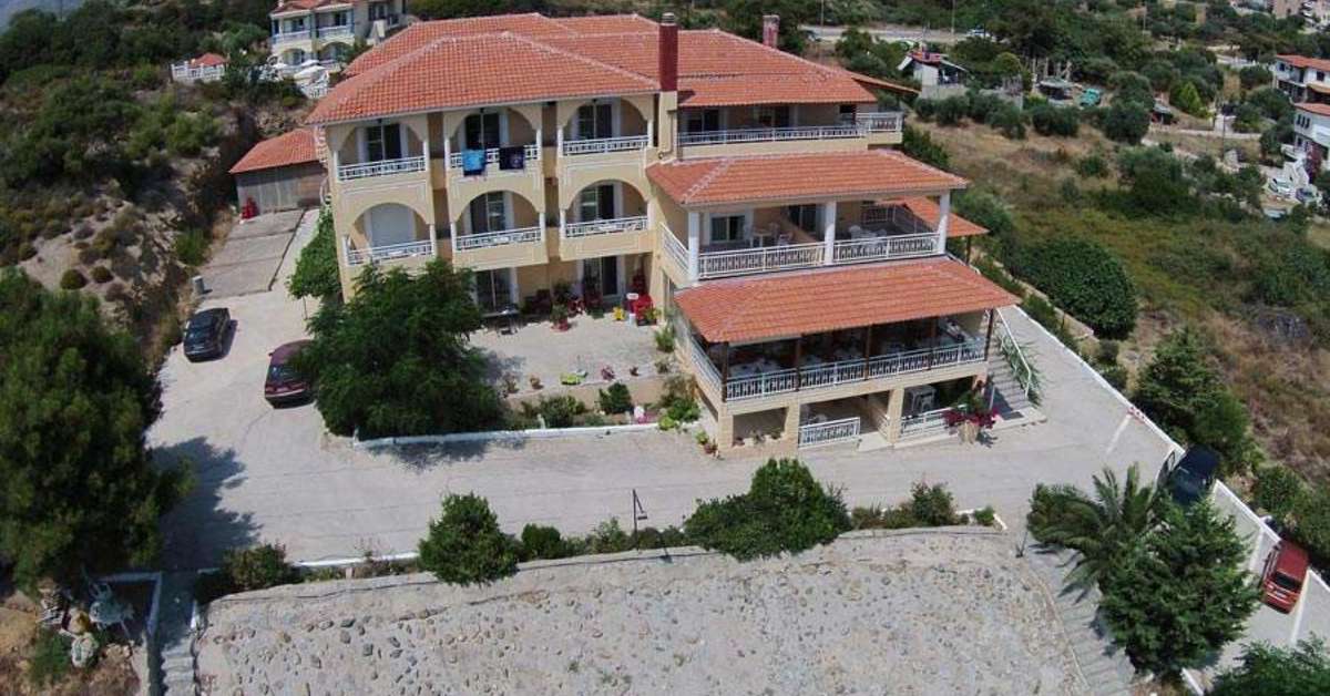 Een foto van de buitenkant van Grand Beach
