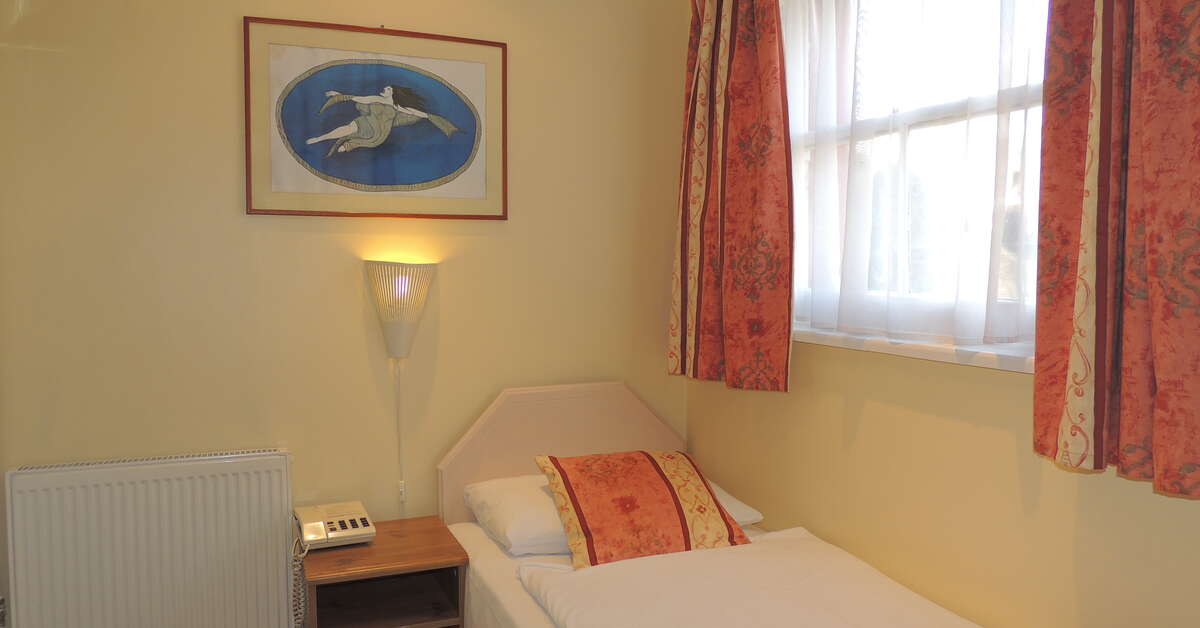 Een foto van Dolphin Hotel