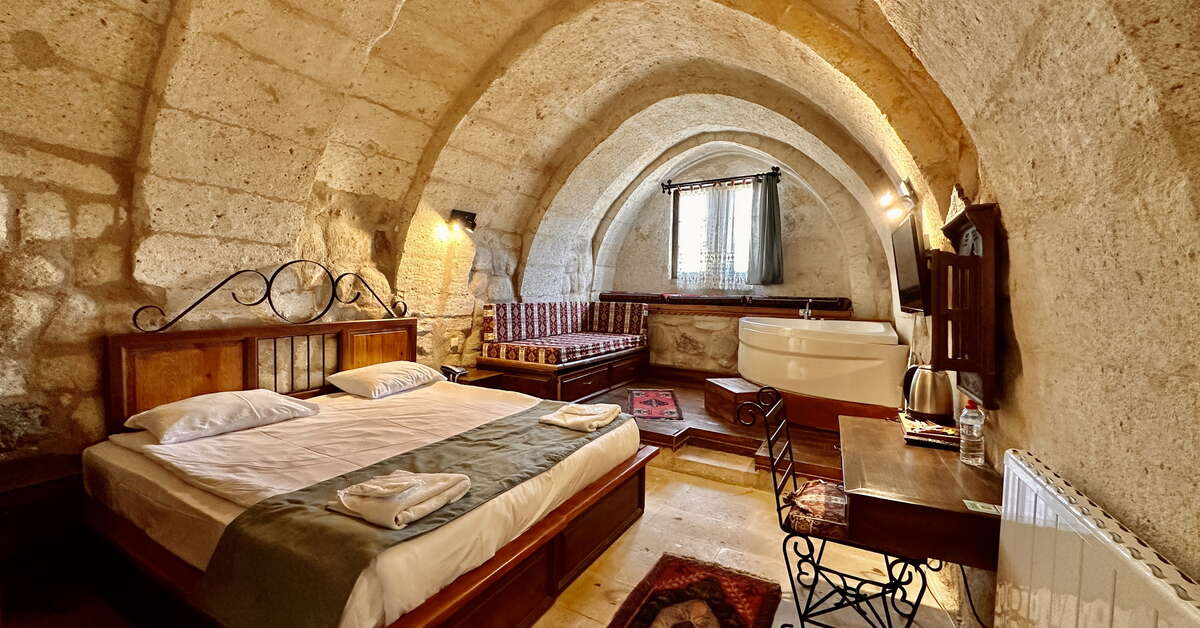 Ein Foto Harkasos Cave Hotel