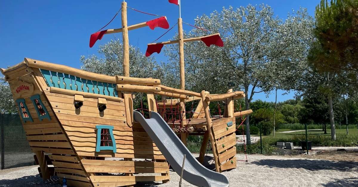 Een foto van Pareus Beach Resort
