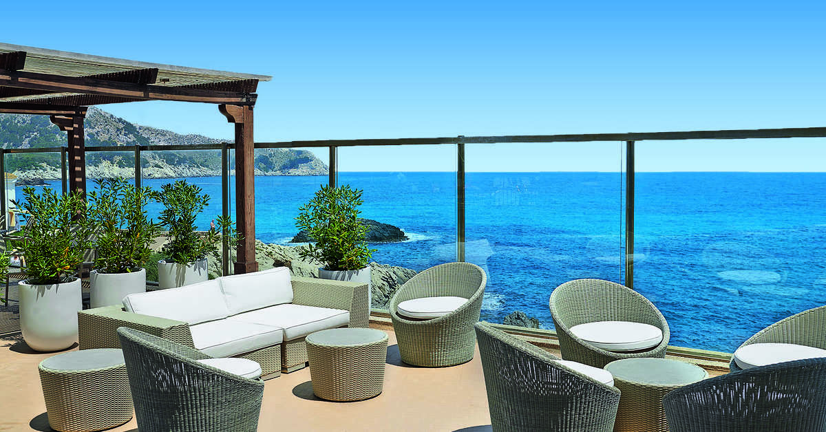 Een foto van het terras bij Allsun Hotel Lux de Mar
