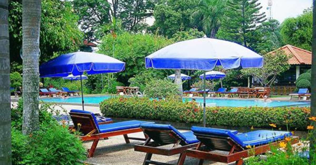 Een foto van het zwembad bij Sunshine Garden Resort