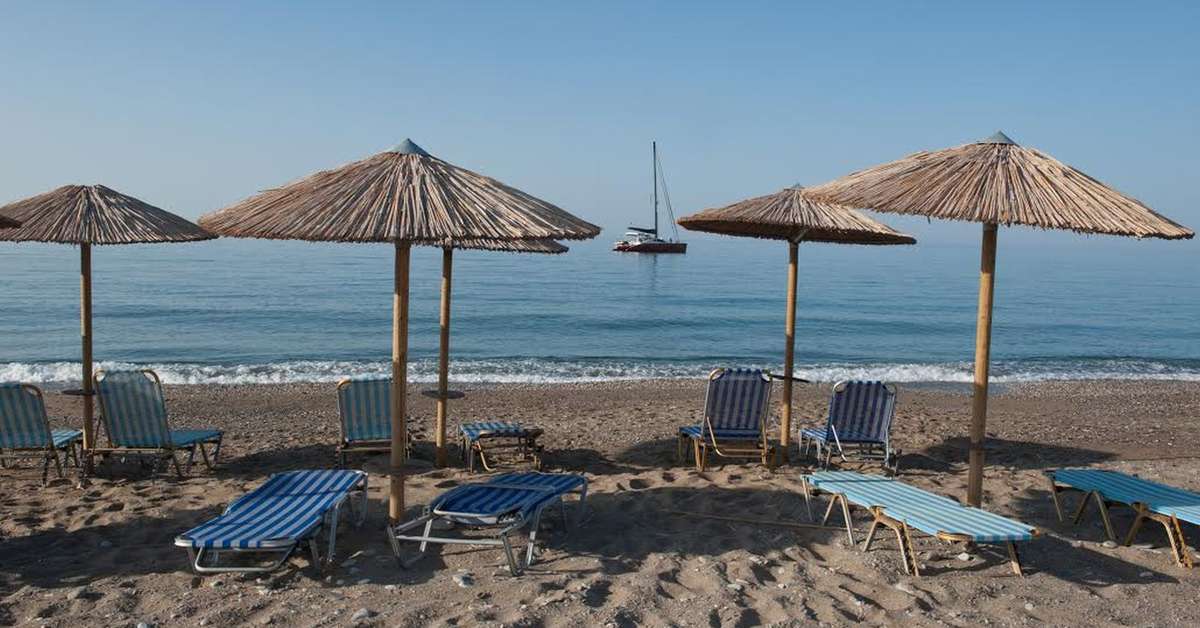 Een foto van het strand bij Niki Hotel