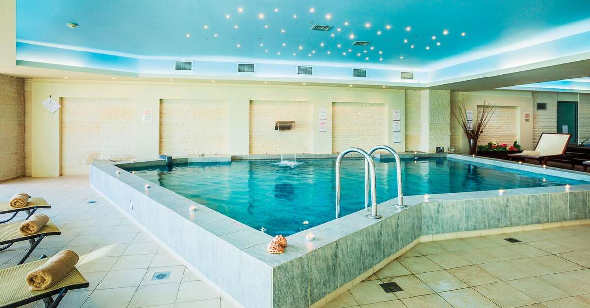 Een foto van het zwembad bij Xenios Anastasia Resort & Spa