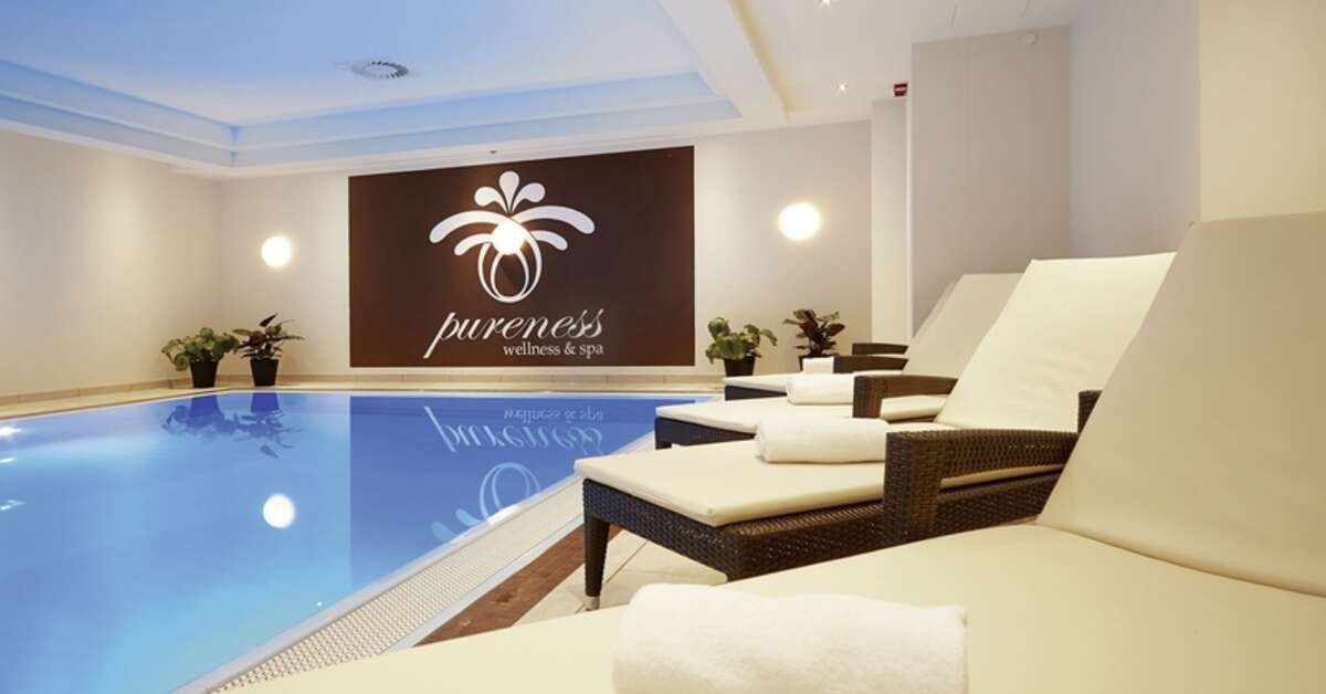 Een foto van het zwembad bij KU Hotel by Rilano