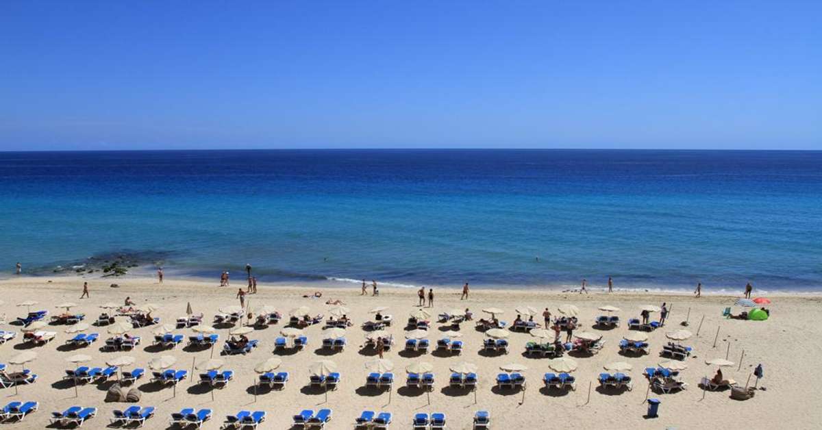 Een foto van het strand bij Riu Palace Jandia