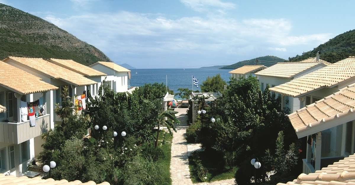 Een foto van de buitenkant van Rouda Bay Hotel