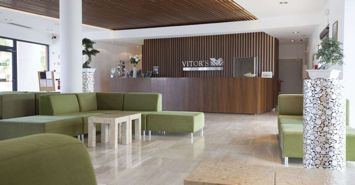 Een foto van het interieur van Aparthotel Vitor's Village