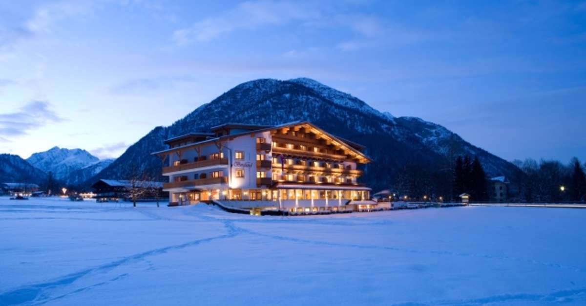 Een foto van de buitenkant van Hotel Bergland & Obertuschenhof