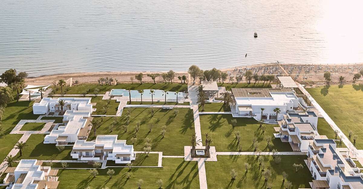 Een foto van de buitenkant van Grecotel Casa Marron