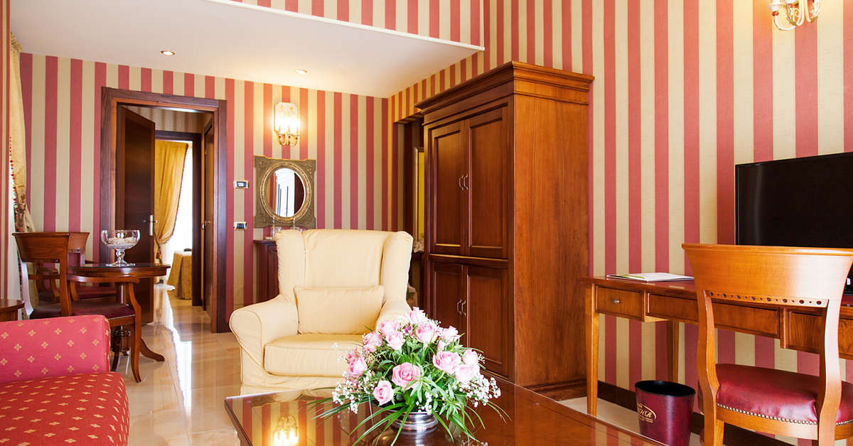 Ein Foto vom Innenbereich im Diamond Naxos Taormina