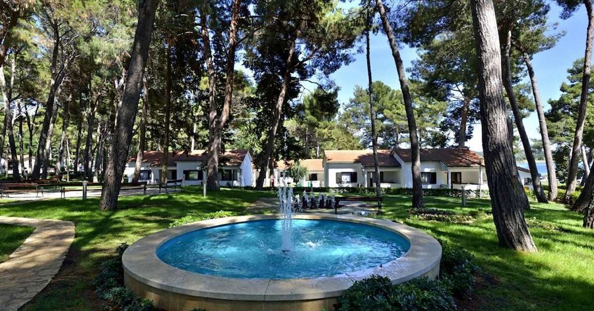 Een foto van het terras bij Villa Galijot Plava Laguna