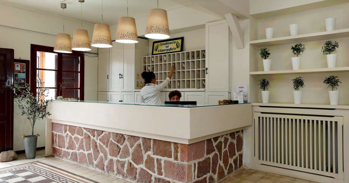 Een foto van het interieur van Olive Press Aparthotel